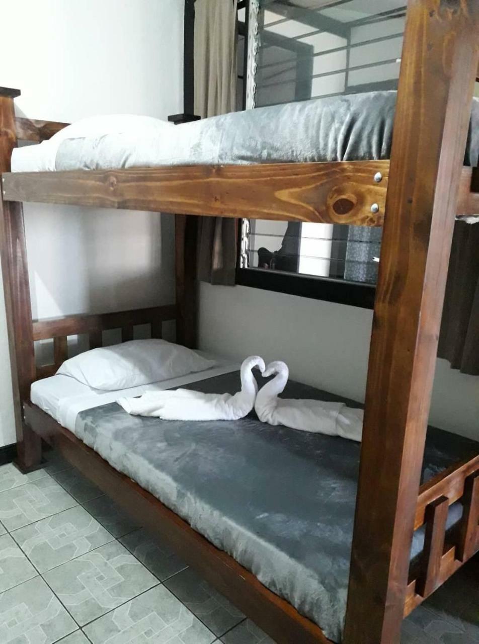Hostel California Монте-Верде Экстерьер фото